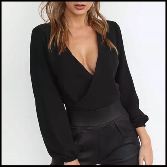 Cross-Over & Backless Top - Picture 2 of 3